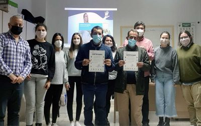 El taller de lengua de signos recibe diploma honorifico